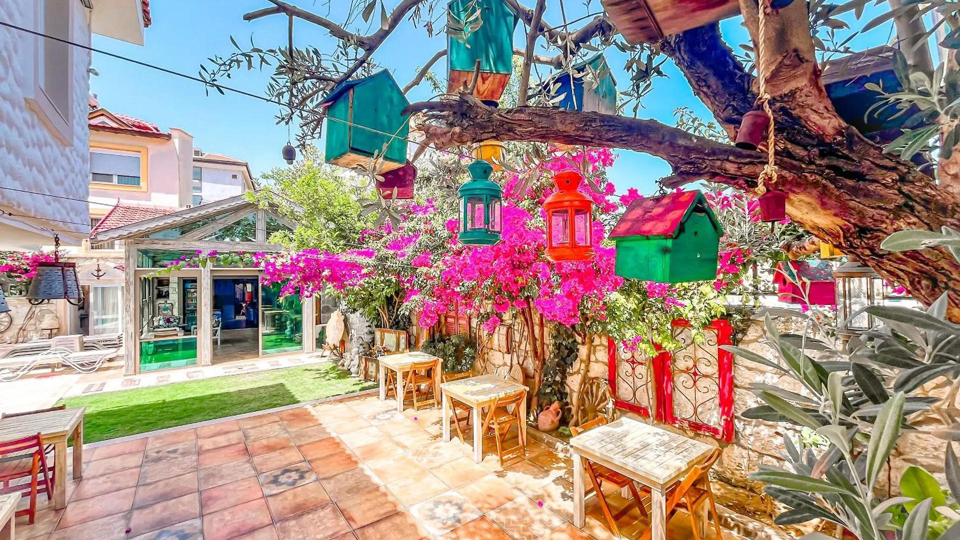 酒店 Ruezgarguelue Otel 阿拉恰特